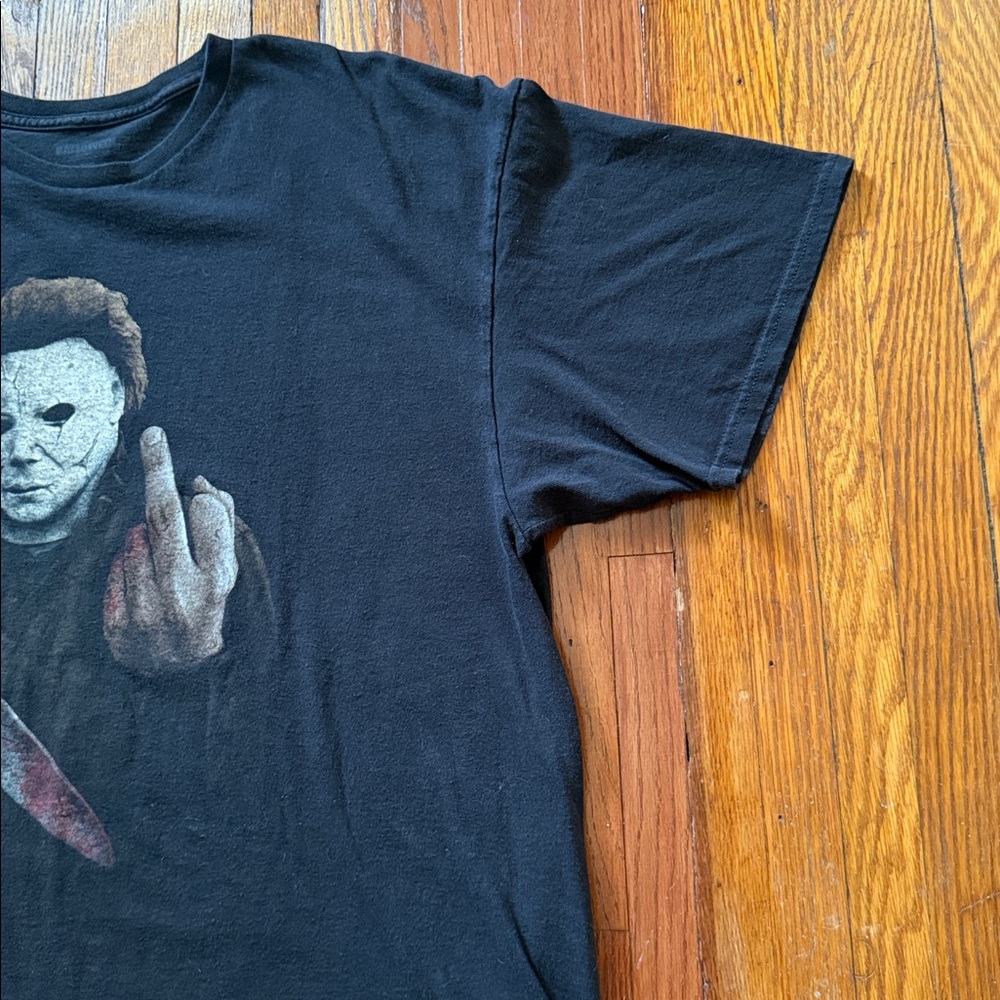 Y2K Michael Myers Halloween T-Shirt - Picture 5 of 10